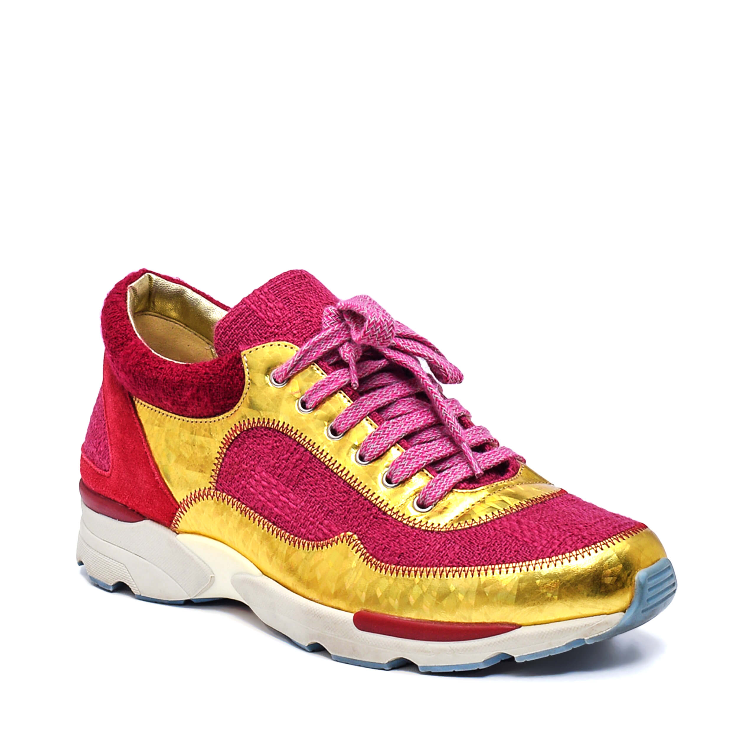 Chanel - Gold Leather And Pink Tweed CC Low/Top Sneakers / 37